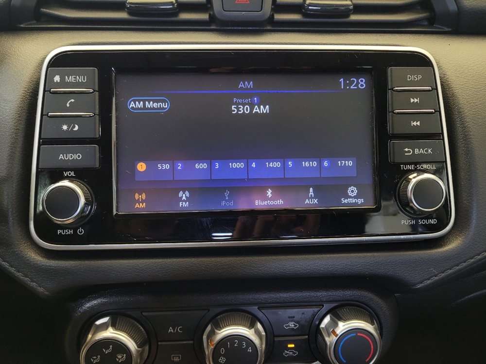 Used 2025 Nissan Versa S w/ Trunk Package FWD image 25