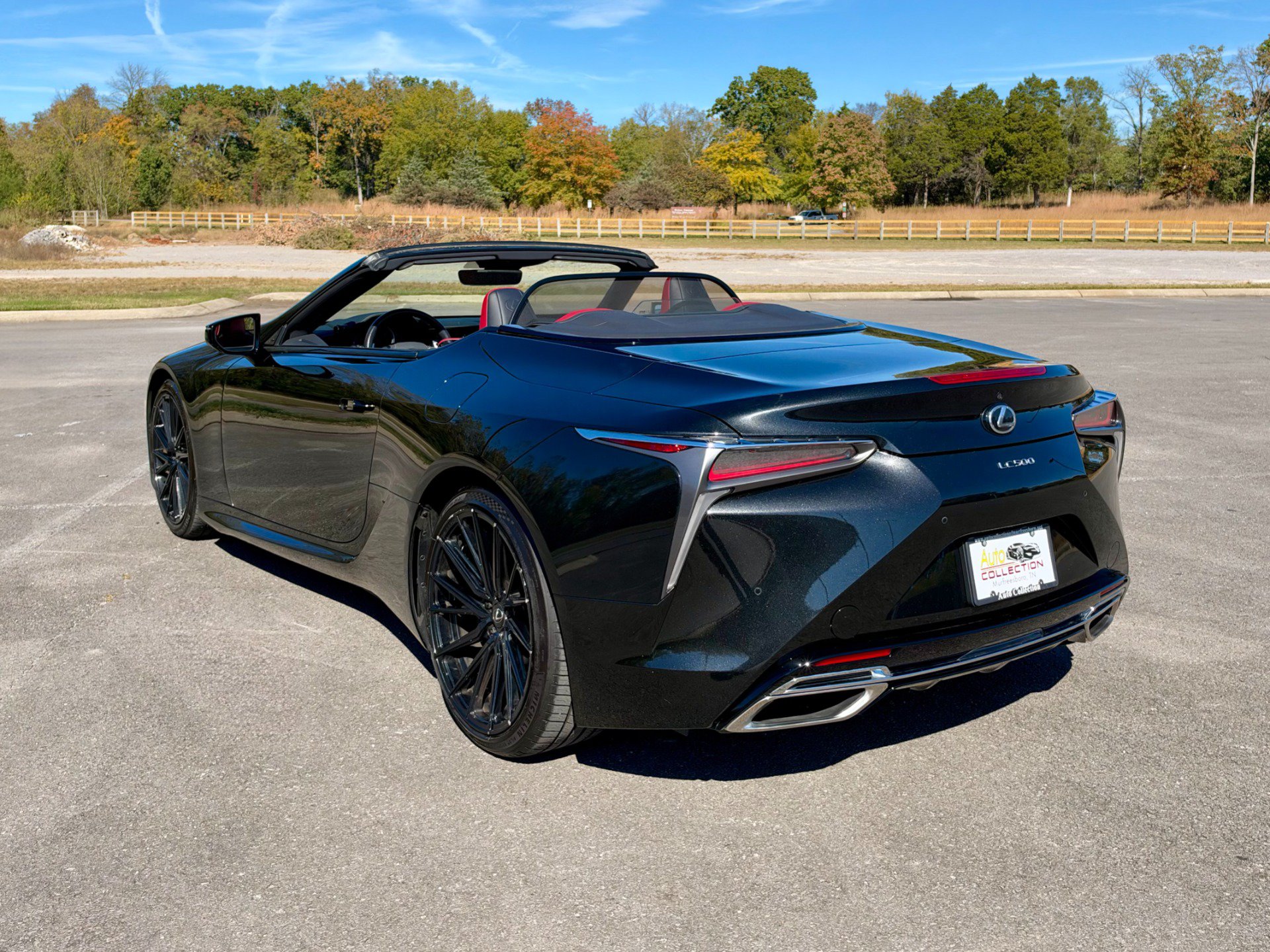 Used 2021 Lexus LC 500 Convertible w/ Touring Package RWD image 3