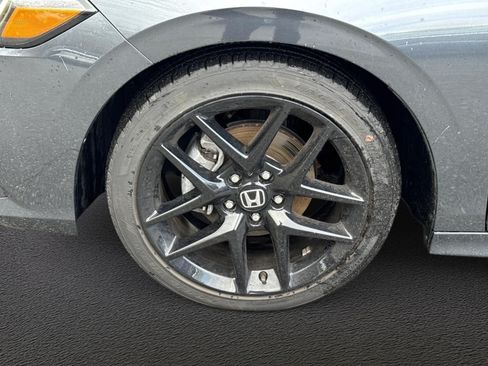 Used 2024 Honda Civic Sport image 11