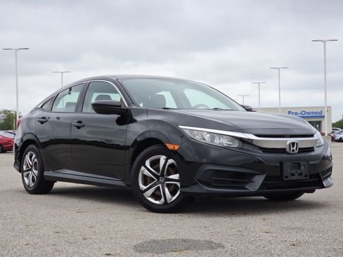 Used 2018 Honda Civic LX image 2