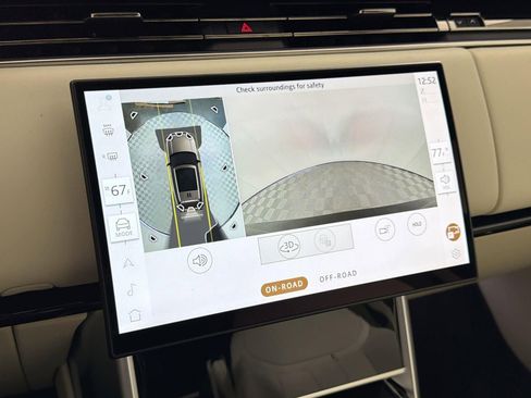 New 2026 Land Rover Range Rover SE AWD/4WD image 18