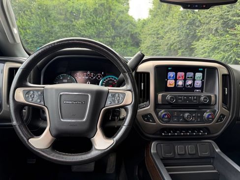 Used 2018 GMC Sierra 3500 Denali w/ Duramax Plus Package AWD/4WD image 15