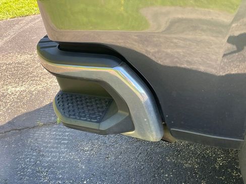 Used 2019 Chevrolet Silverado 1500 LT w/ All-Star Edition AWD/4WD image 17