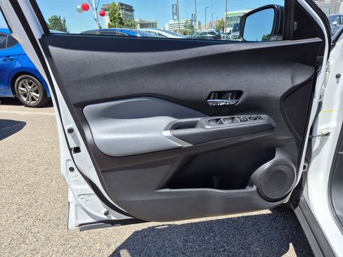 Used 2024 Nissan Kicks SR w/ SR Premium Package FWD image 14