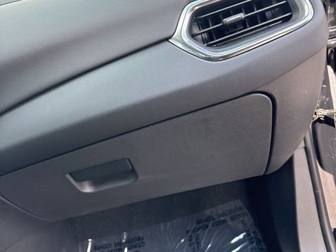 Used 2023 Chevrolet Equinox LT image 21