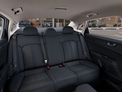 New 2025 Kia K5 LXS image 16
