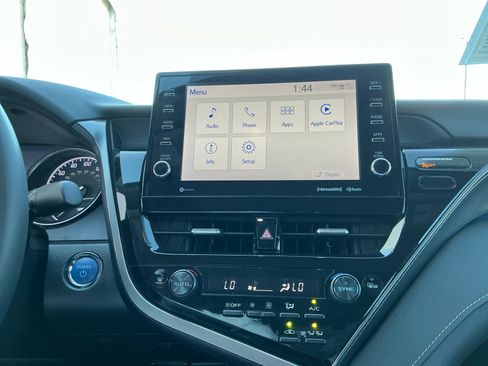 Used 2024 Toyota Camry XSE image 27