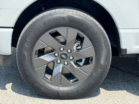 Used 2024 Ford F150 Lightning Flash AWD/4WD image 42
