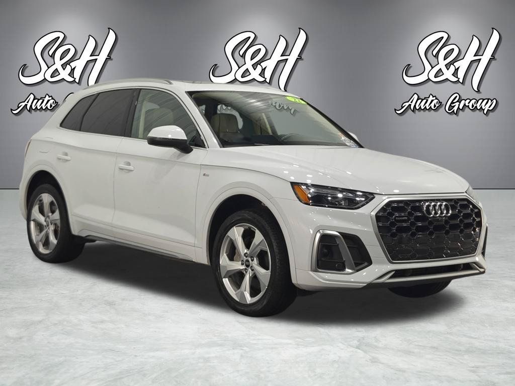 Used 2022 Audi Q5 2.0T Premium Plus AWD/4WD image 2