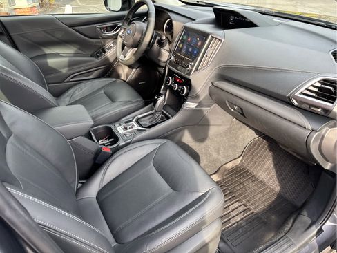 Used 2023 Subaru Forester Touring image 21