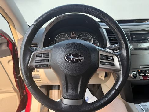 Used 2013 Subaru Outback 2.5i Premium w/ Popular Pkg 1B AWD/4WD image 10