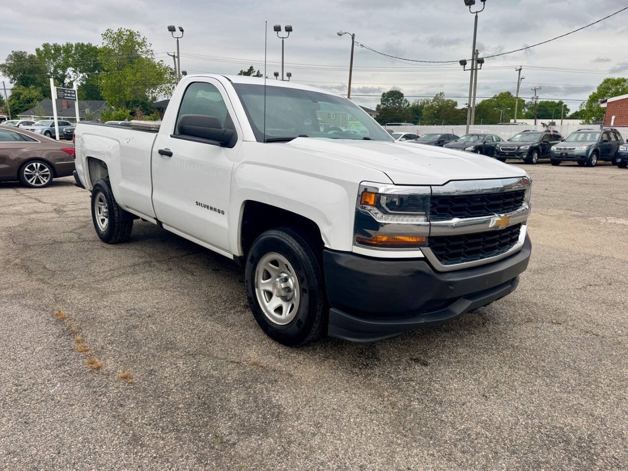 Used 2018 Chevrolet Silverado 1500 W/T w/ WT Convenience Package RWD image 3