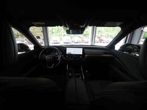 Used 2025 Lexus TX 350 AWD w/ Convenience Package image 19
