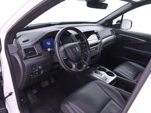 Used 2023 Honda Passport EX-L image 3
