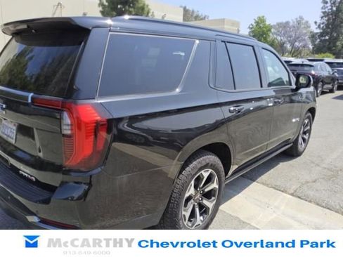 Used 2025 GMC Yukon AT4 w/ AT4 Premium Plus Package AWD/4WD image 3