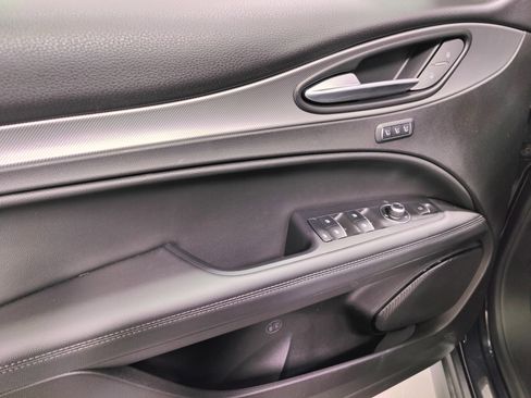 New 2025 Alfa Romeo Stelvio Sprint image 24