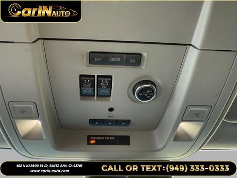 Used 2020 Chevrolet Suburban LT image 28