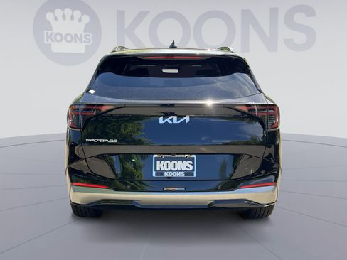 New 2026 Kia Sportage SX FWD image 5