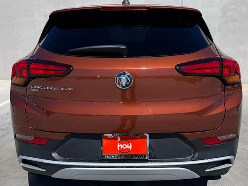 Used 2020 Buick Encore GX Preferred w/ Cold Weather Comfort Package image 4