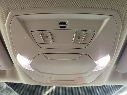 Used 2019 Ford Escape SEL image 27