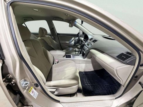 Used 2007 Toyota Camry LE image 25