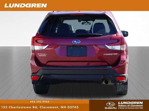 Used 2020 Subaru Forester Premium image 35