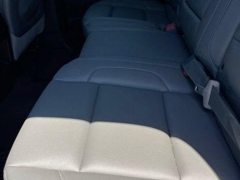 Used 2015 Chevrolet Silverado 1500 LTZ Z71 w/ LTZ Plus Package AWD/4WD image 10