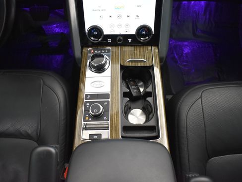 Used 2019 Land Rover Range Rover Supercharged image 17