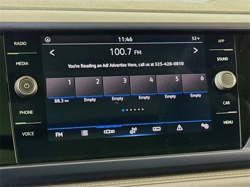 Used 2024 Volkswagen Taos SE image 12