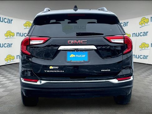 Used 2024 GMC Terrain SLT image 5