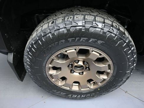 New 2026 Toyota 4Runner Trailhunter image 12