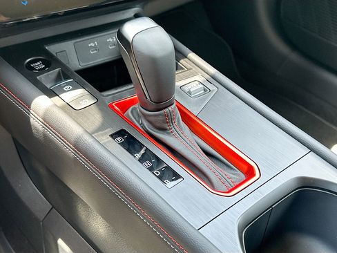 New 2025 Nissan Kicks SR FWD image 11