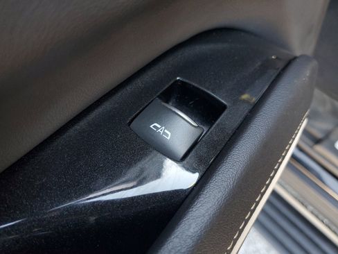 Used 2021 Cadillac Escalade ESV Sport w/ Driver Assist Tech Package image 17