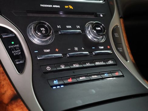 Used 2020 Lincoln Nautilus Reserve AWD/4WD image 37