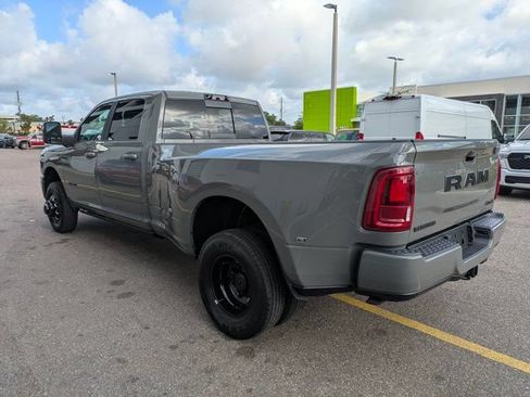 New 2026 RAM 3500 Laramie AWD/4WD image 5