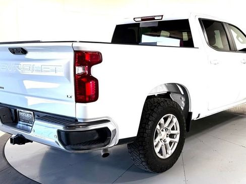 Used 2025 Chevrolet Silverado 1500 LT w/ Safety Package AWD/4WD image 4