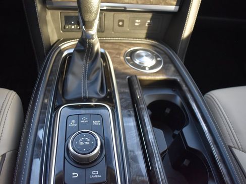 Used 2023 Nissan Armada Platinum w/ Captain's Chairs Package image 18