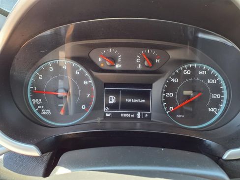 Used 2023 Chevrolet Malibu LT FWD image 15