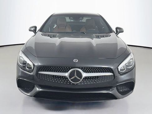 Used 2019 Mercedes-Benz SL 450 image 2