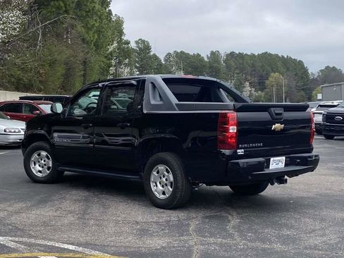 Used 2009 Chevrolet Avalanche LT w/ Convenience Package #1 image 6
