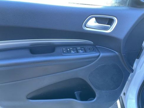 Used 2020 Dodge Durango SXT w/ Popular Equipment Group image 22
