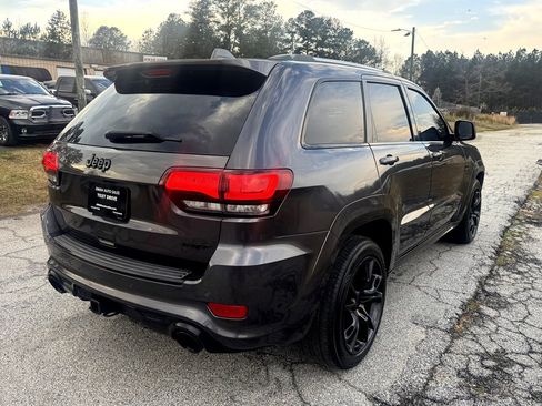 Used 2016 Jeep Grand Cherokee SRT w/ Trailer Tow Group IV AWD/4WD image 8