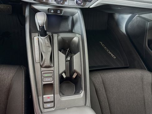 Used 2023 Honda Accord EX image 17