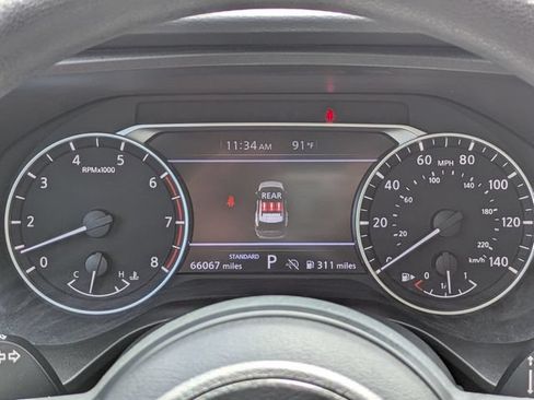 Used 2024 Nissan Rogue S FWD image 28