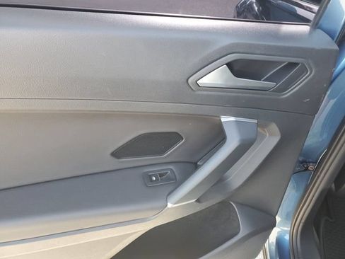 Used 2020 Volkswagen Tiguan SEL FWD image 10