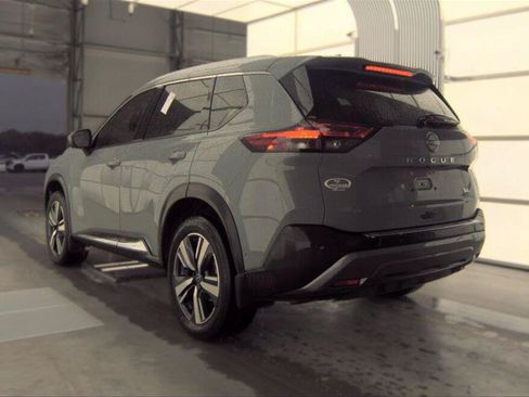 Used 2023 Nissan Rogue SL w/ SL Premium Package FWD image 11