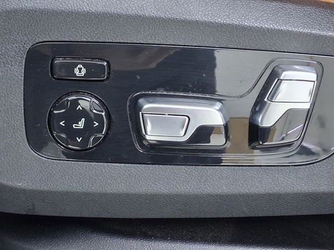 Used 2023 BMW X5 xDrive40i AWD/4WD image 19