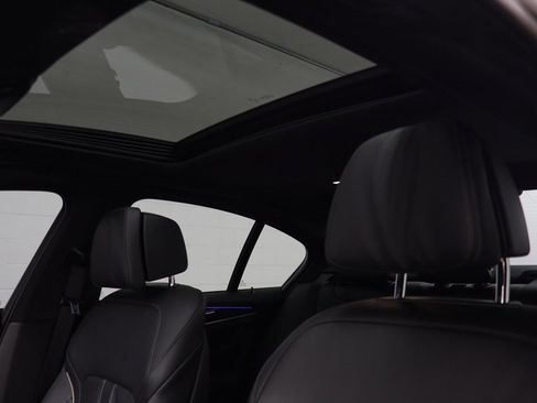 Used 2019 BMW M550i xDrive w/ Premium Package 2 image 14