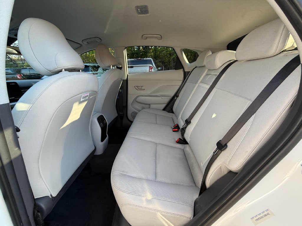 Used 2025 Hyundai Kona SEL FWD image 22