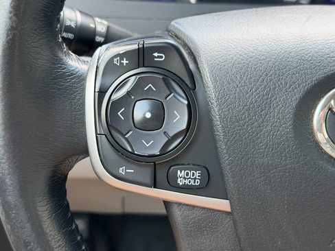 Used 2012 Toyota Camry XLE FWD image 31